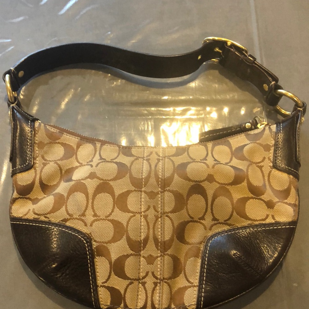 Coach Shoulder Bag - Picture 2 of 3